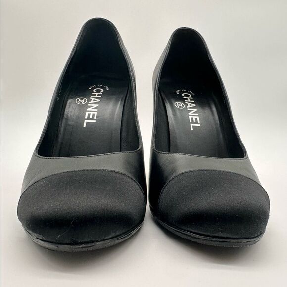 Chanel Collection Black Leather Satin Cap Toe Metal Ruler Heels Pumps EU37.5 US7 - Picture 3 of 12